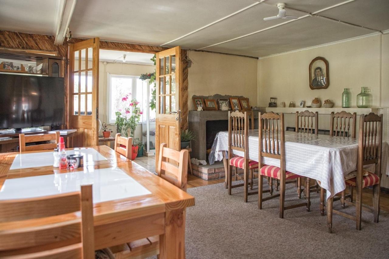 La Casona, Bano Compartido Bed & Breakfast Villa Cerro Castillo Luaran gambar